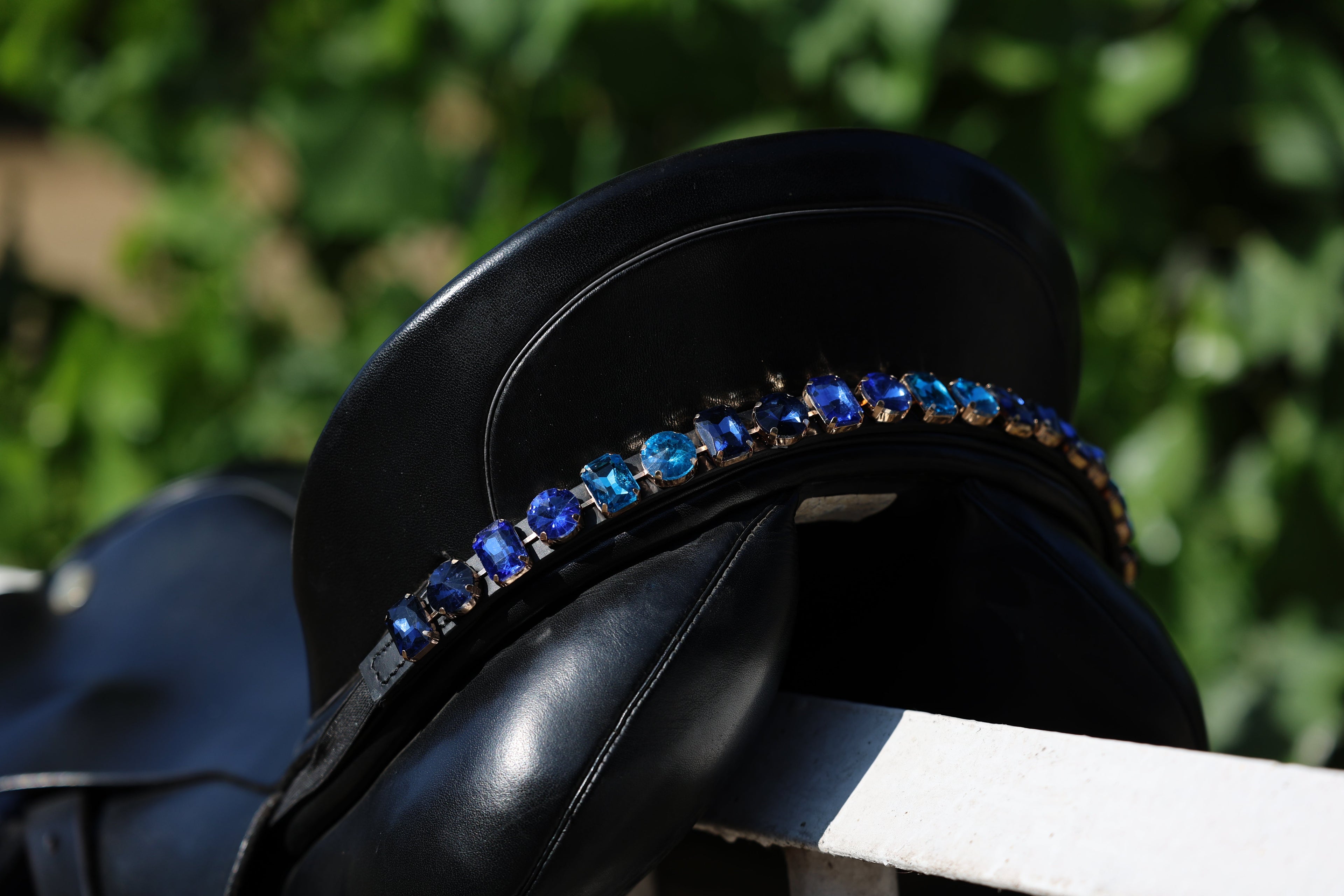 Sattelschmuck