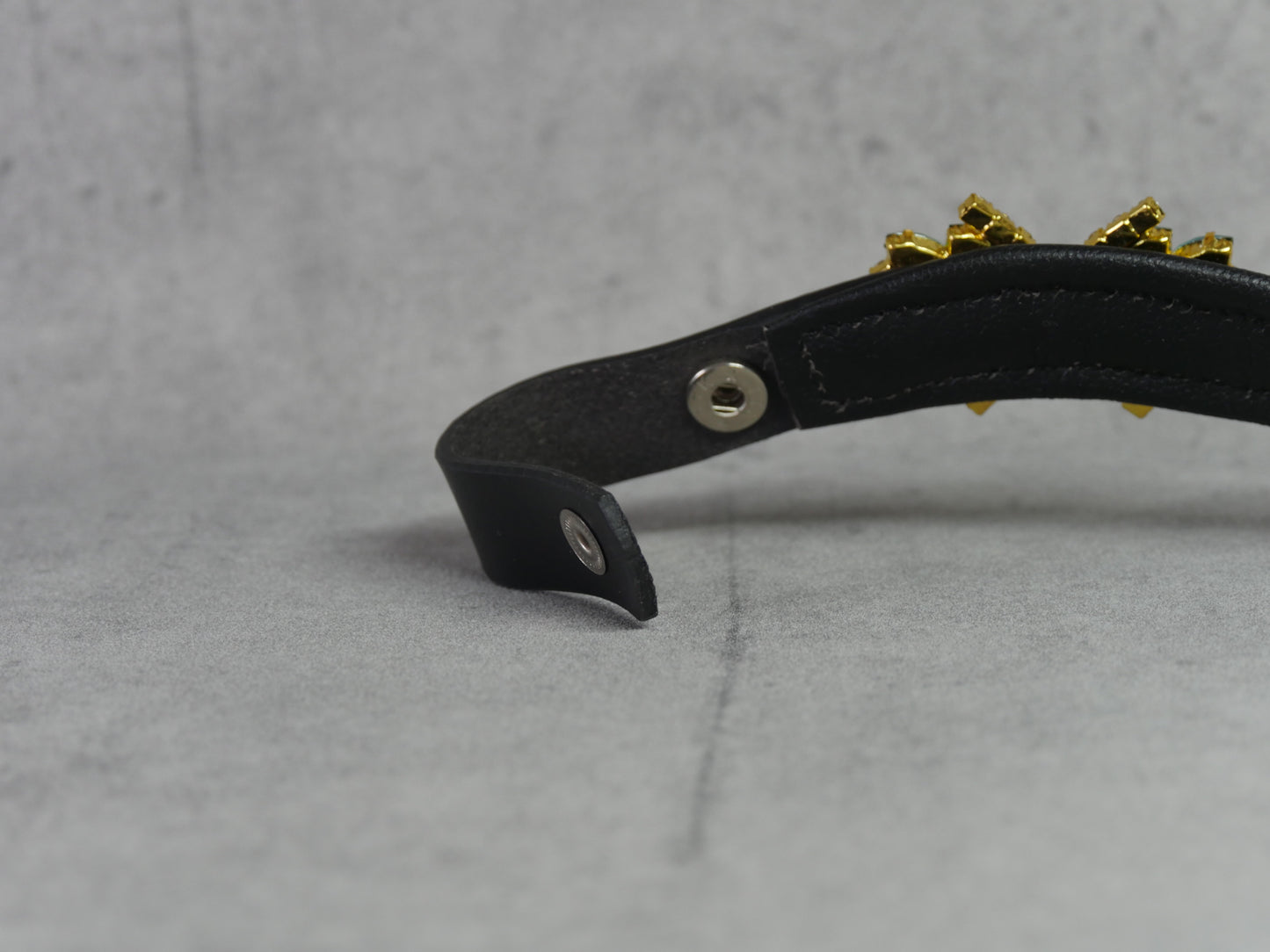 Stirnriemen Superstar in Lila Gold